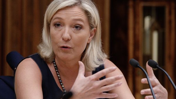 Marine Le Pen, présidente du Front national Marine Le Pen, présidente du Front national - Sputnik Азербайджан
