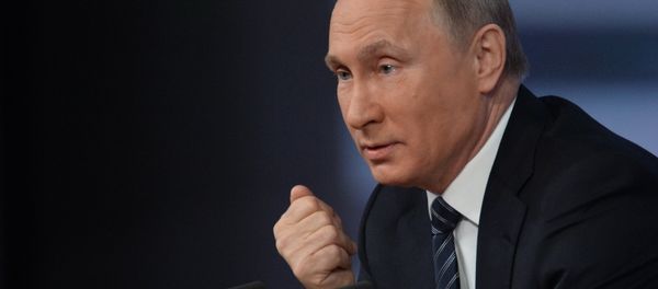 Одиннадцатая ежегодная большая пресс-конференция президента России Владимира Путина - Sputnik Азербайджан