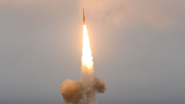 Баллистическая ракета - Sputnik Азербайджан
