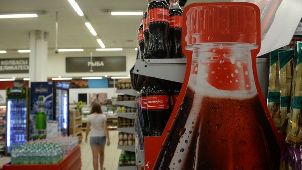 Coca-Cola. Архивное фото - Sputnik Азербайджан