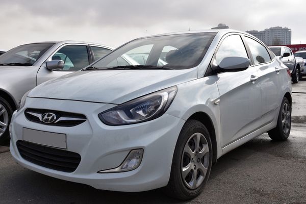Автомобиль марки Hyundai Accent - Sputnik Азербайджан