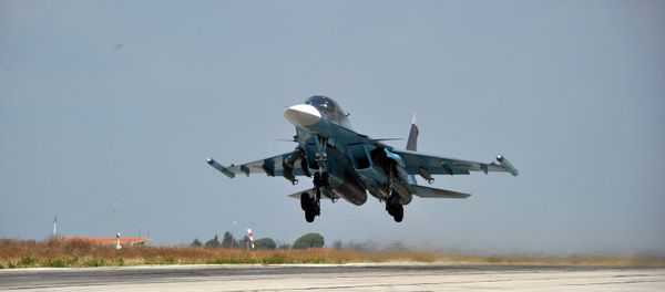 Самолеты ВКС РФ на авиабазе Хмеймим в Сирии - Sputnik Азербайджан