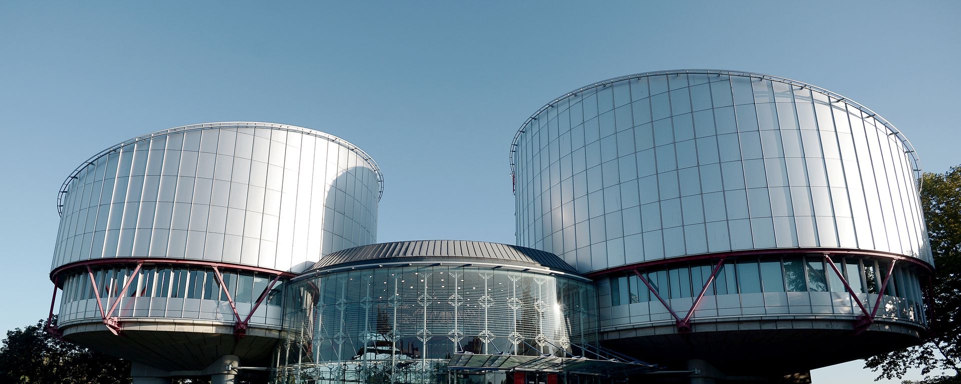 Штаб-квартира Европейского суда по правам человека в Страсбурге - Sputnik Азербайджан, 1920, 22.06.2023