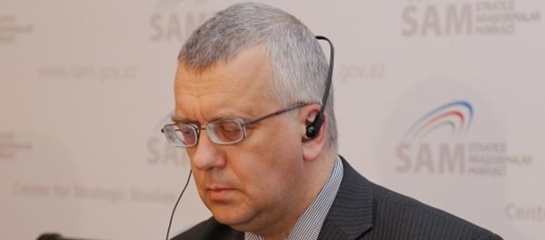 Олег Кузнецов, политический аналитик, кандидат исторических наук - Sputnik Азербайджан