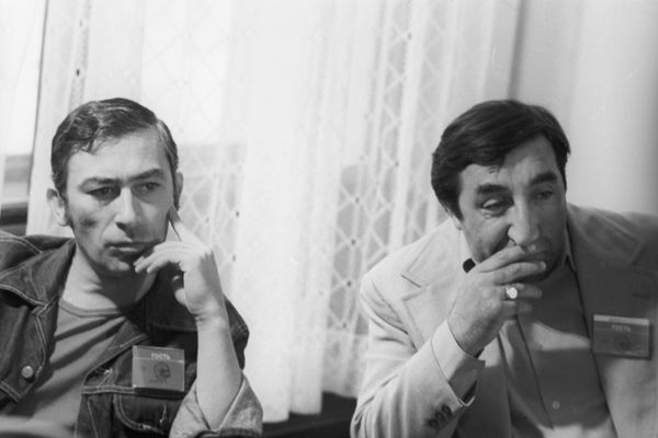 Вахтанг Кикабидзе и Фрунзик Мкртчян Вахтанг Кикабидзе и Фрунзик Мкртчян - Sputnik Азербайджан