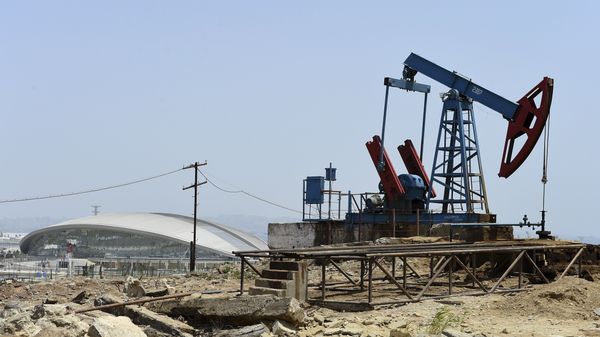 Нефтяной насос в Баку - Sputnik Азербайджан