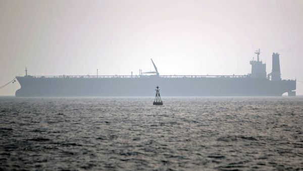 Нефтяной танкер в Персидском заливе - Sputnik Азербайджан