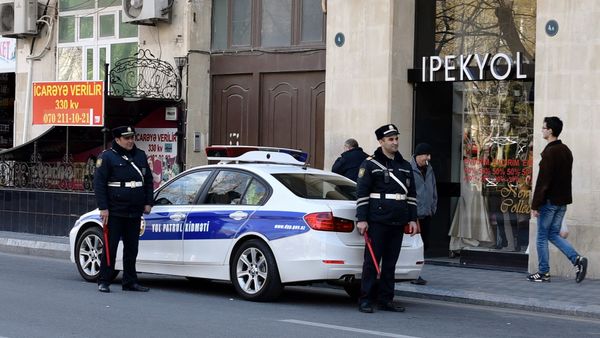 Сотрудники ДПС в Баку - Sputnik Азербайджан
