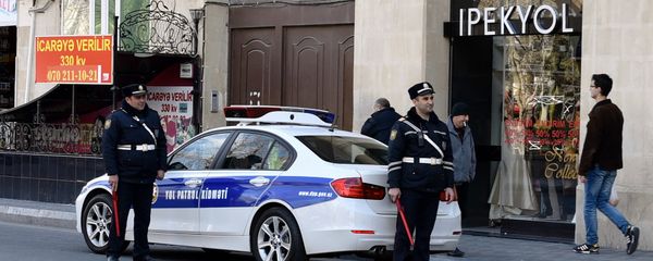 Сотрудники ДПС в Баку - Sputnik Азербайджан
