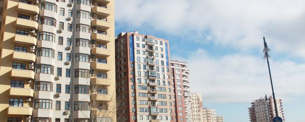 Многоэтажные дома в Баку. Архивное фото Многоэтажные дома в Баку. Архивное фото - Sputnik Азербайджан