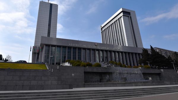 Здание парламента Азербайджанской Республики - Sputnik Азербайджан