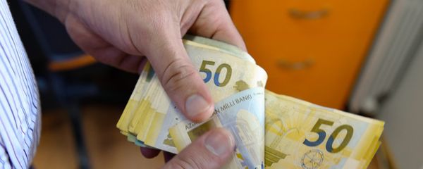 Пересчитывание денег - Sputnik Азербайджан