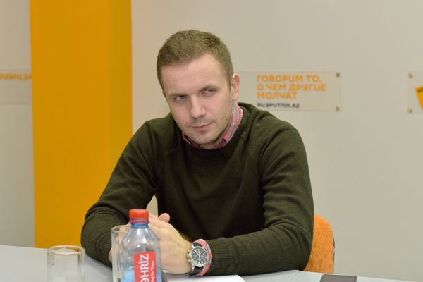 Станислав Притчин, российский политолог - Sputnik Азербайджан