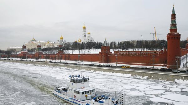 Вид на Московский Кремль - Sputnik Азербайджан