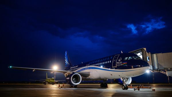 Самолет авиакомпании Azerbaijan Airlines, фото из архива - Sputnik Азербайджан