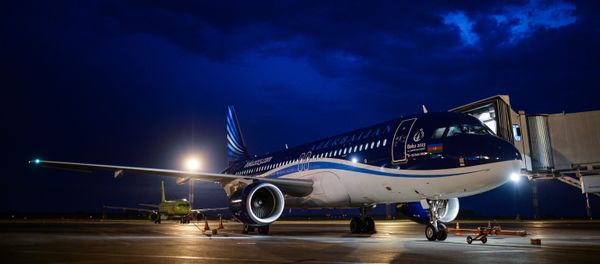 Самолет авиакомпании Azerbaijan Airlines, фото из архива - Sputnik Азербайджан