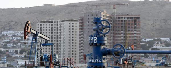 Нефтяной насос в Баку. Архивное фото - Sputnik Азербайджан