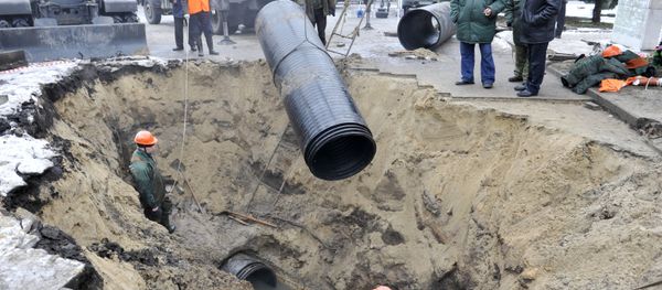 Замена коллектора. Архивное фото - Sputnik Азербайджан
