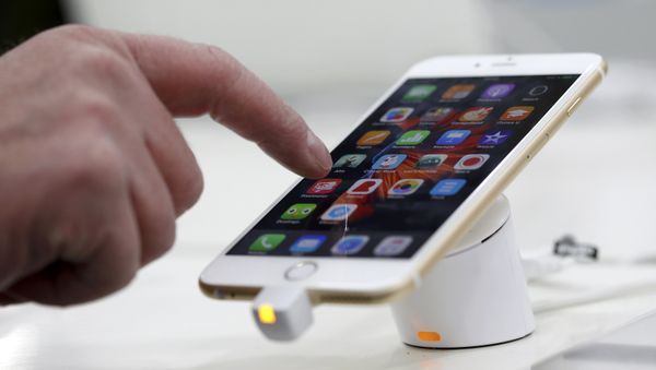 Мобильный телефон Aplle iPhone 6 - Sputnik Азербайджан
