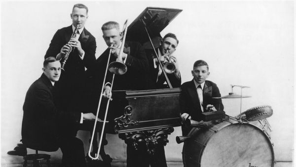 Музыканты легендарной джазовой группы Original Dixieland Jazz Band - Sputnik Азербайджан