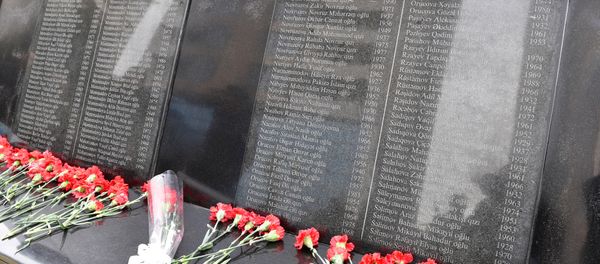 Церемония почтения памяти жертв Ходжалинской трагедии - Sputnik Азербайджан