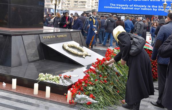 Церемония почтения памяти жертв Ходжалинской трагедии - Sputnik Азербайджан