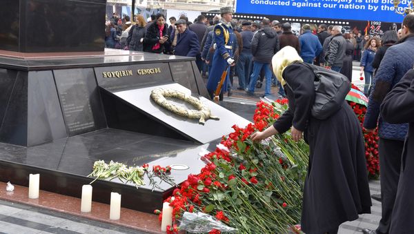 Церемония почтения памяти жертв Ходжалинской трагедии - Sputnik Азербайджан