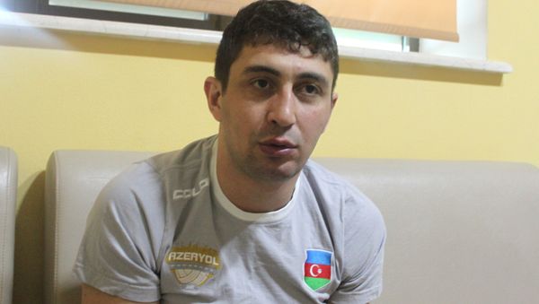 Тренер команды Azəryol Зия Раджабов - Sputnik Азербайджан