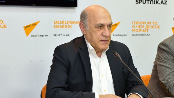 Фикрет Садыхов, политолог, член Союза журналистов Азербайджана - Sputnik Азербайджан