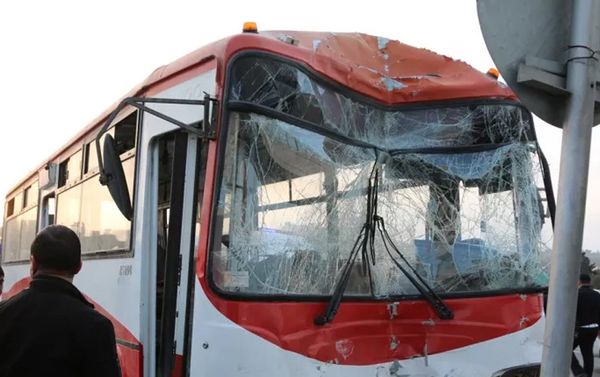 В Сураханском районе Баку произошло серьезное дорожно-транспортное происшествие В Сураханском районе Баку произошло серьезное дорожно-транспортное происшествие - Sputnik Азербайджан