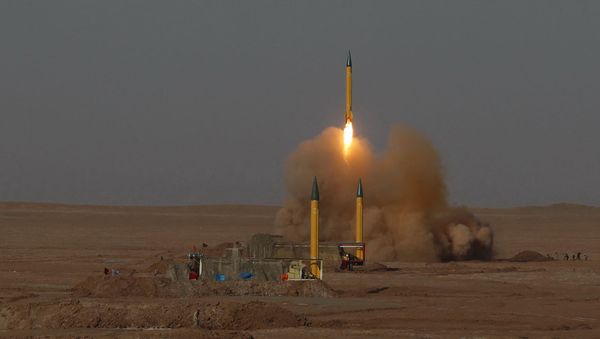 Запуск баллистической ракеты в Иране. Архивное фото - Sputnik Азербайджан