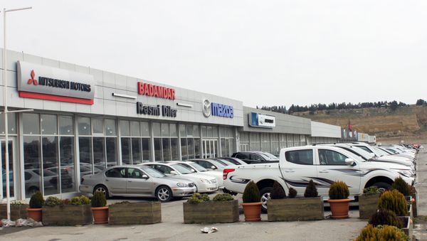 Бакинский автомобильный рынок - Sputnik Азербайджан