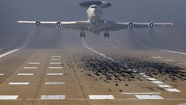 Самолет Boeing E-3 Sentry AWACS. Архивное фото - Sputnik Азербайджан