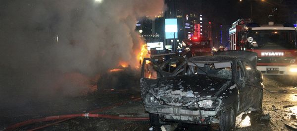 В центре столицы Турции взорвался автомобиль, начиненный взрывчаткой. Архивное фото - Sputnik Азербайджан