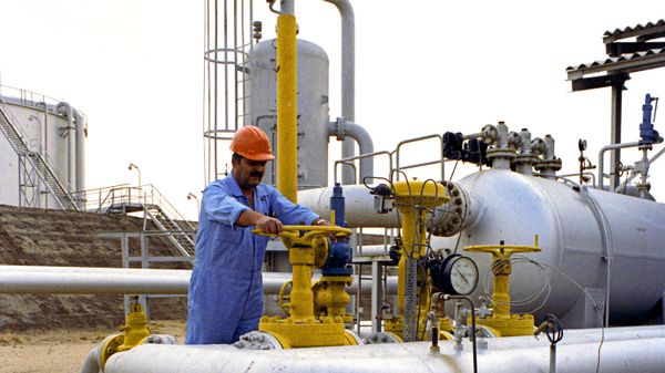 На нефтепромыслах в Кувейте - Sputnik Азербайджан