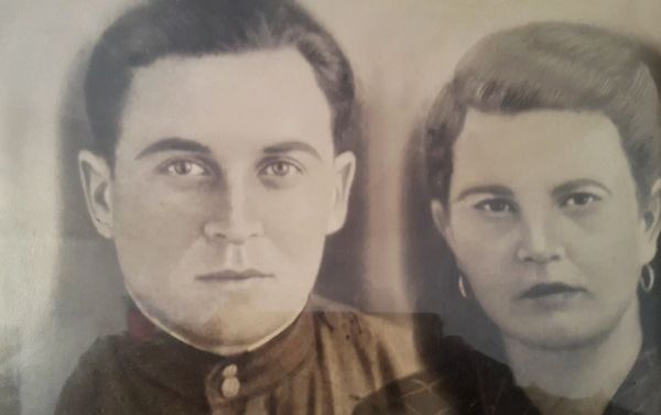 17-летний парень отправляется на войну, за короткое время становится парашютистом-десантником и проходит боевой путь до Вены - Sputnik Азербайджан