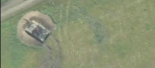 МО АР обнародовало новое видео с линии соприкосновения - Sputnik Азербайджан