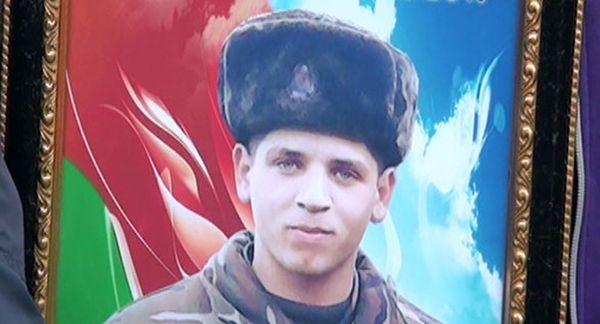 Солдат Нуреддин Мирзоев Солдат Нуреддин Мирзоев - Sputnik Азербайджан