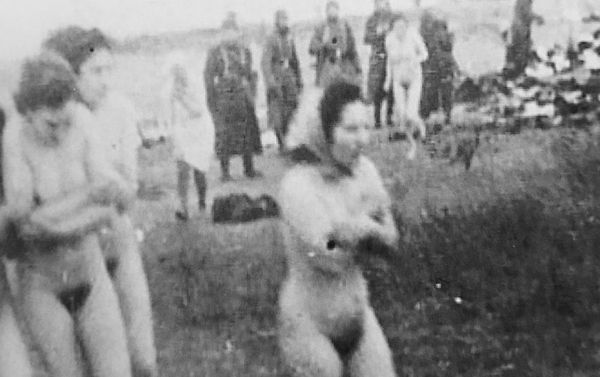 15-16 декабря 1941 года. Расстрел в Лиепае в дюнах Шкеде - Sputnik Азербайджан