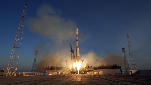 Старт космического корабля Союз ТМА-19М с космодрома Байконур - Sputnik Азербайджан