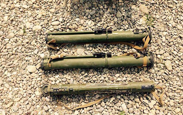 Захваченные вооружения и боеприпасы армянских вооруженных формирований - Sputnik Азербайджан