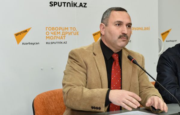 Глава Общественного объединения Həyat (Жизнь) Азер Аллахверанов - Sputnik Азербайджан