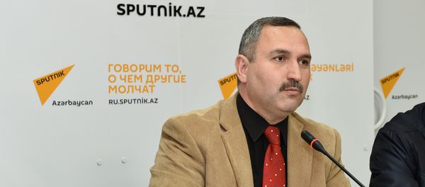 Азер Аллахверанов, глава Общественного совета при Государственной миграционной службе - Sputnik Азербайджан