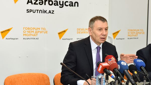Пресс-конференция члена ОП РФ Сергея Маркова - Sputnik Азербайджан