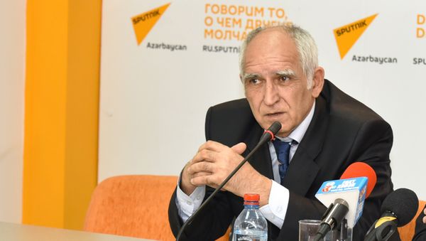 Надир Исрафилов, эксперт по образованию - Sputnik Азербайджан