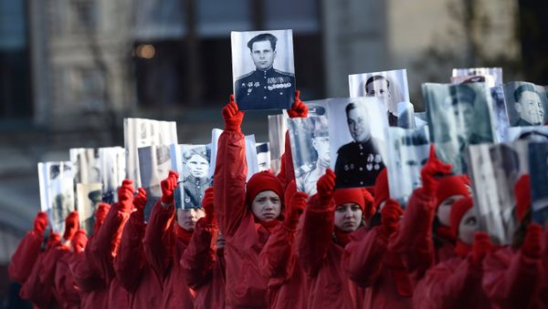 Торжественный марш, посвященный легендарному параду 1941 года - Sputnik Азербайджан