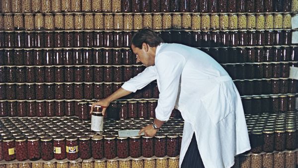 Готовая продукция аграрно-промышленного объединения. Архивное фото - Sputnik Азербайджан