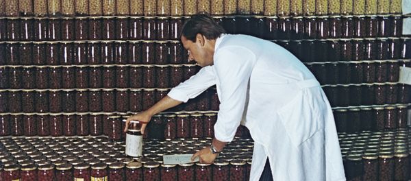 Готовая продукция аграрно-промышленного объединения. Архивное фото - Sputnik Азербайджан