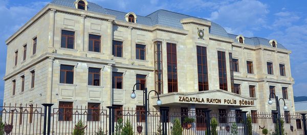 Здание отделения полиции Закатальского района. Архивное фото Здание отделения полиции Закатальского района. Архивное фото - Sputnik Азербайджан