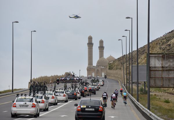 В Баку стартовал велотур Tour d’ Azerbaijan-2016 - Sputnik Азербайджан